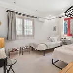 Cozy 2-bdrm-house With Garden Feriehus *