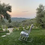 Cozy 2-bdrm-house With Garden Holiday home *