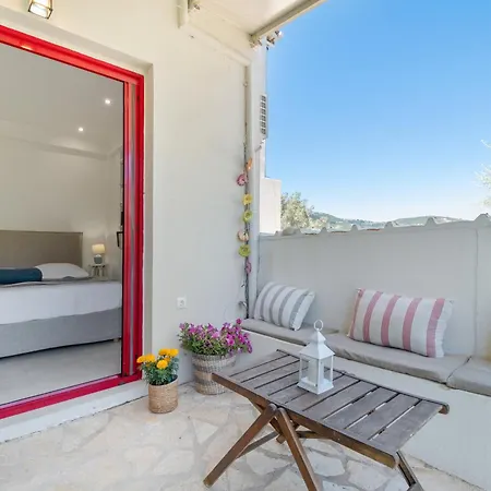 Holiday home Cozy 2-bdrm-house With Garden Katouna